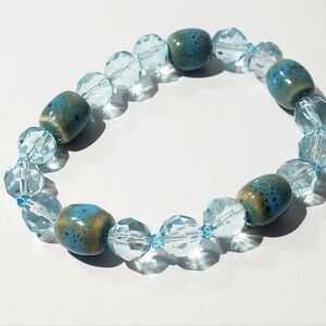 Elegant Blue Beaded Bracelet